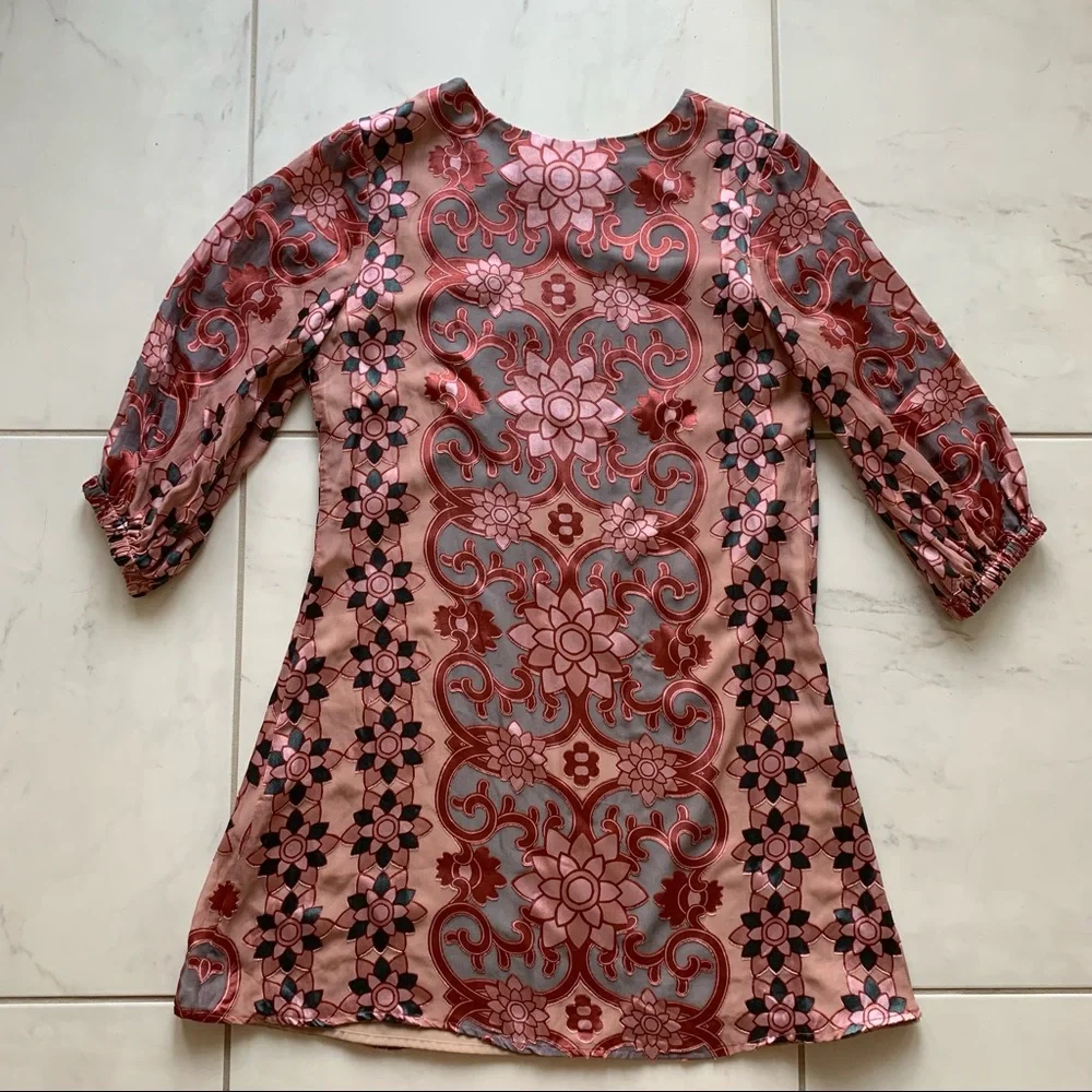 Pink Floral Sequin Shift Dress - Picture 4 of 10